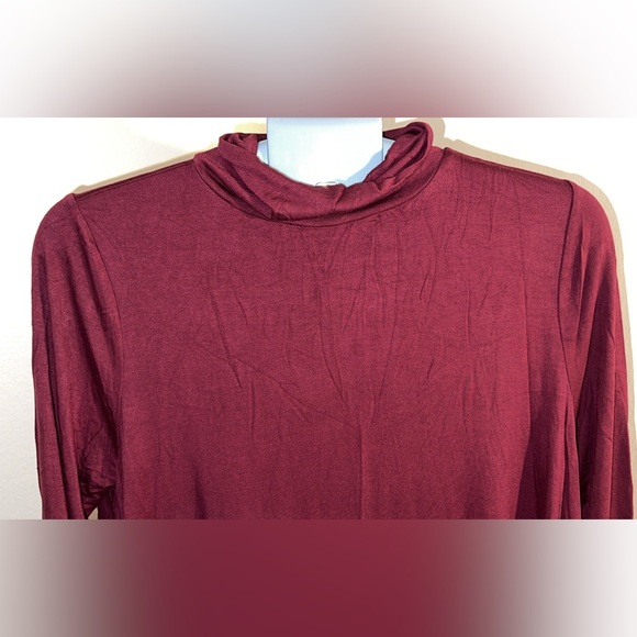 Torrid- Super Soft Turtleneck Swing Short Sleeve Tee - Picture 5 of 8